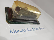 Carregar imagem no visualizador da galeria, Citroen DS19 - Auto Collection 1/43
