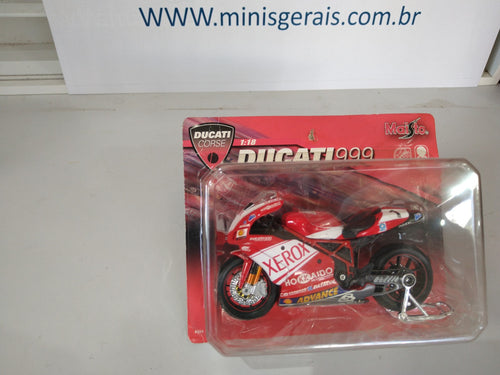 Moto Ducati 999 #1 - Team Ducati Xerox - 1:18- Lacrada
