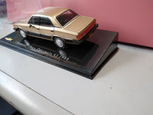 Carregar imagem no visualizador da galeria, Opala Diplomata 4.1 1988 Dourado - caixa Acrilico ED18 - Frete grátis Todo o Brasil