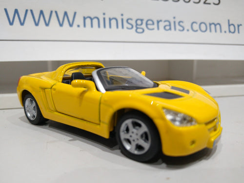 Opel SPEEDSTER 2001 - Fora da embalagem