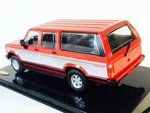 Carregar imagem no visualizador da galeria, Veraneio Custom 1993 - cx Acrilico ED15